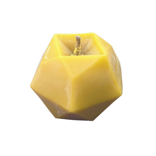 Diamond beeswax candle by Beebaltic.com