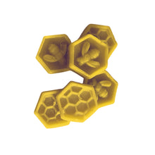 Load image into Gallery viewer, scented beeswax melts by bee baltic
