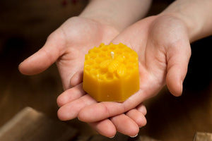 100% Beeswax Candle by Bee Baltic