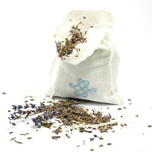 Loose and natural lavender tea by bee baltic